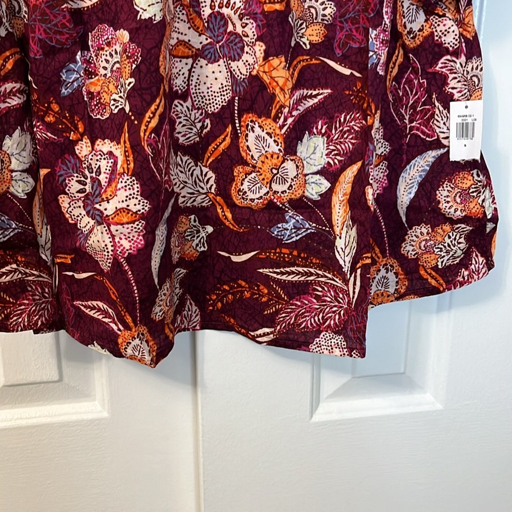 NWT Old Navy Floral Short Sleeve Top‎ Size S Purple Smocked Blouse - Picture 5 of 7